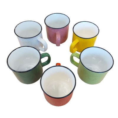 hrnek-keramicky-cerveny-450-ml